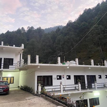 Chirag Homestay Kainchi Nainital Eksteriør billede