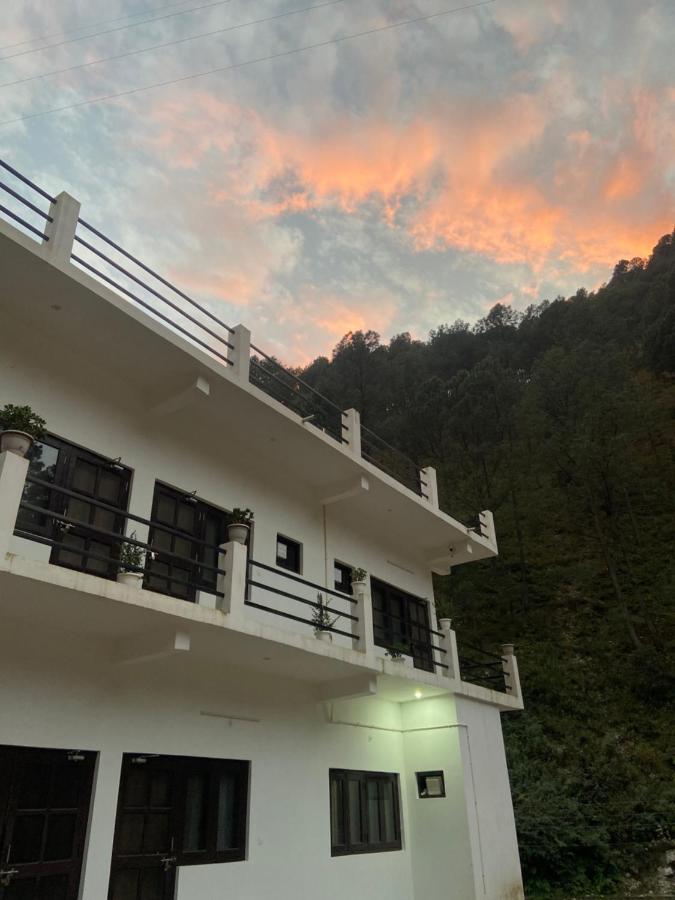 Chirag Homestay Kainchi Nainital Eksteriør billede