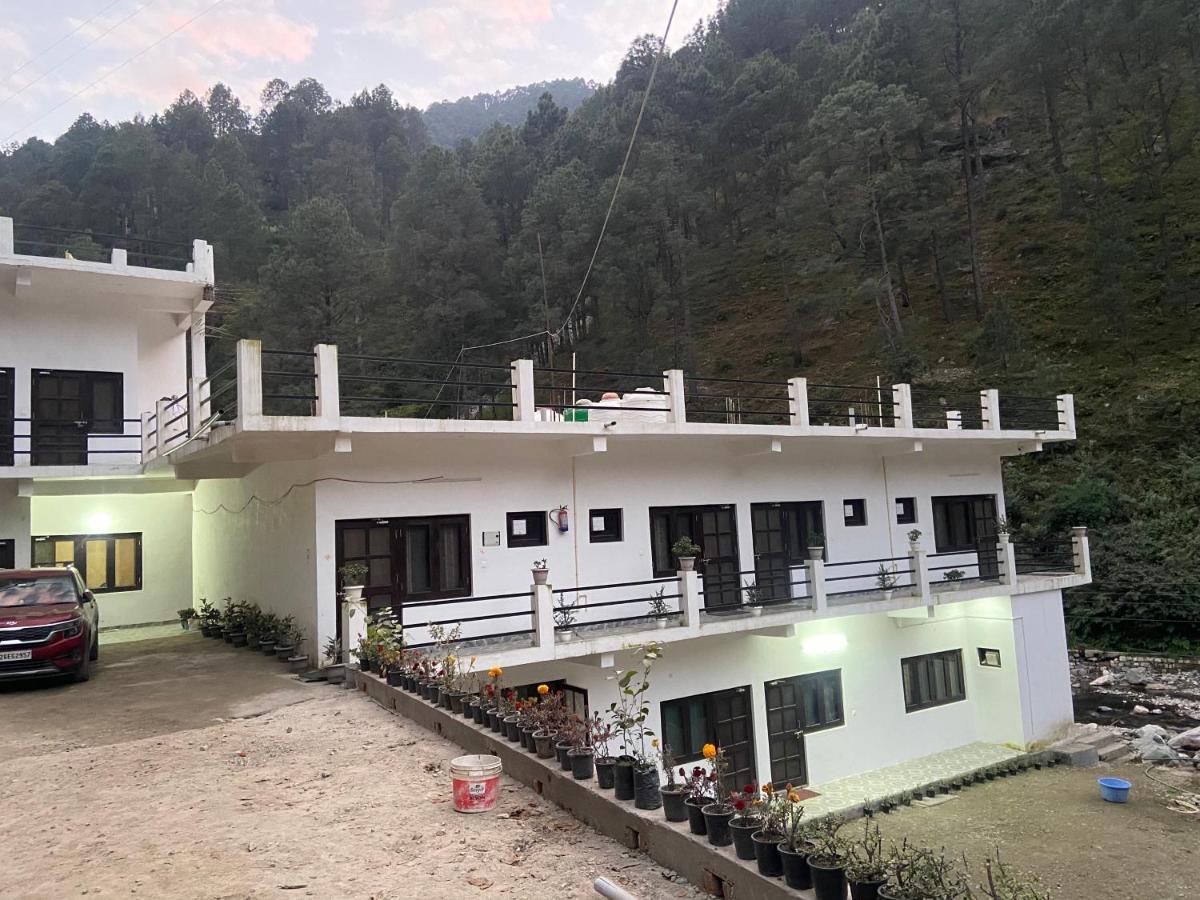 Chirag Homestay Kainchi Nainital Eksteriør billede