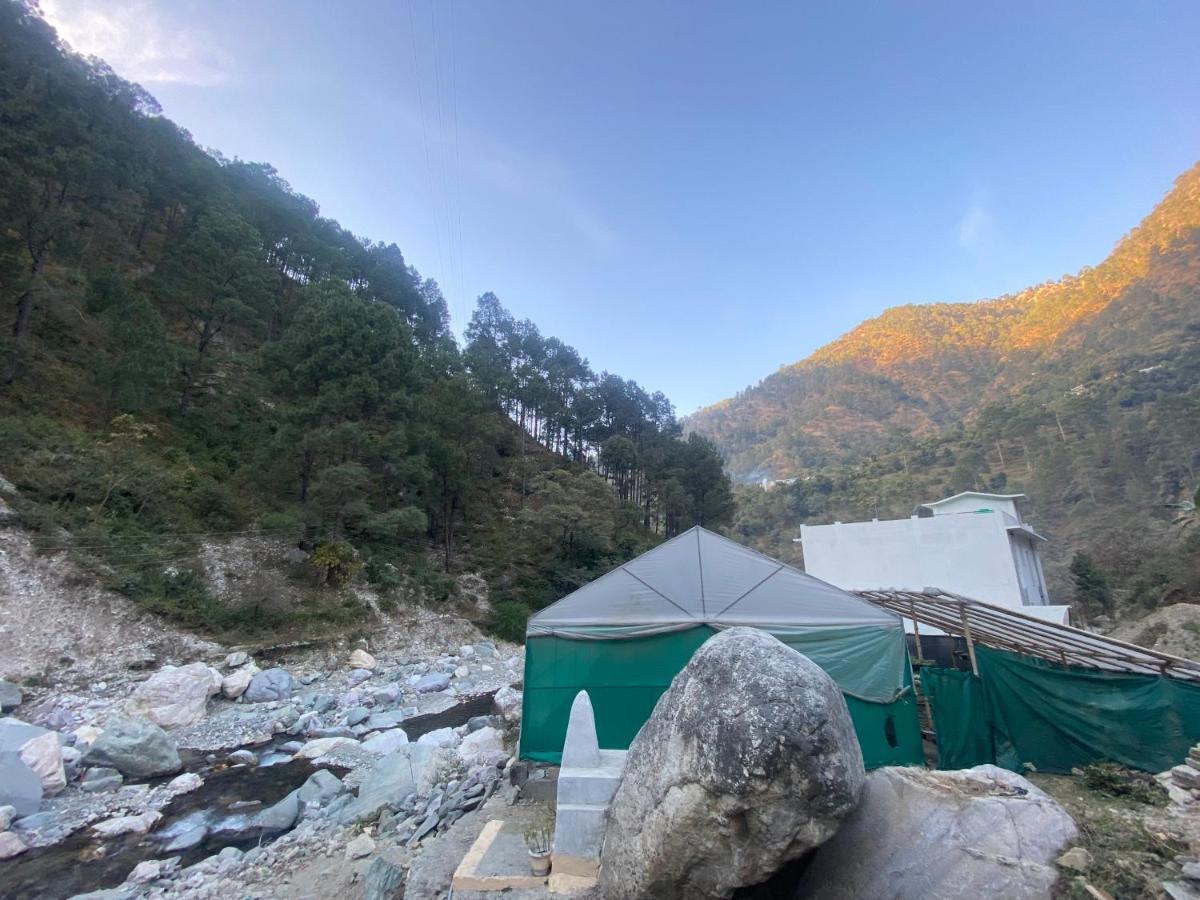 Chirag Homestay Kainchi Nainital Eksteriør billede