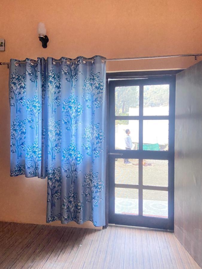 Chirag Homestay Kainchi Nainital Eksteriør billede